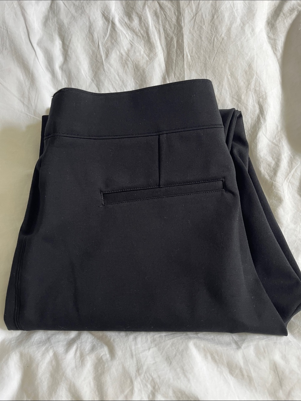 SPANXsupersmooth® PerfectFit
Ponte Slim Straight Pant in black size Large - Picture 11 of 11